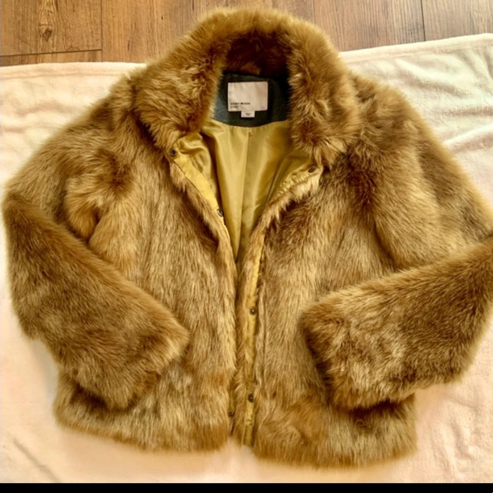 Vero Moda Gorgeous Olive Green faux fur jacket with pockets SM